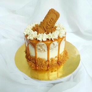  Biscoff Butter Cake 